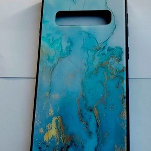 Galaxy S10e blue and gold marble phone case